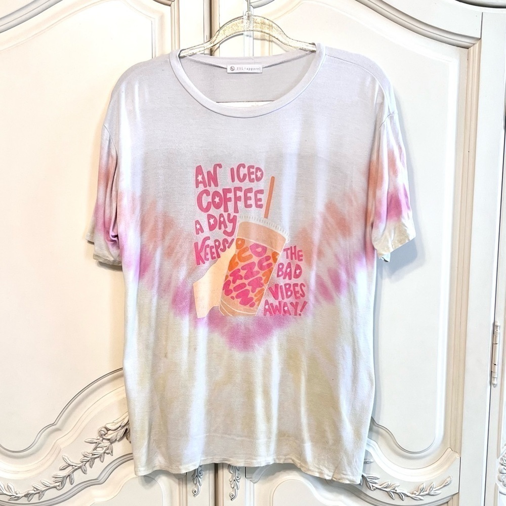 Dunkin’ Donuts Iced Coffee Flowy Relaxed Fit Pink Graphic Tee, Size Medium